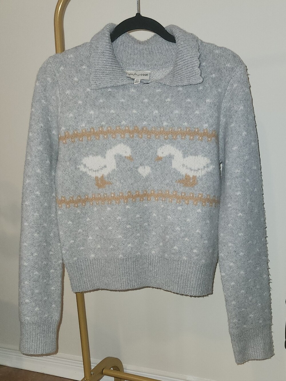 Freshman 1996 Light Gray Duck-Pattern Sweater with Tan Accents